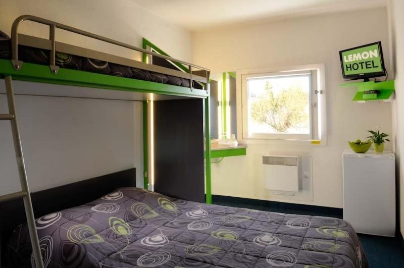 Lemon Hotel - Mery Sur Oise/Cergy Kültér fotó